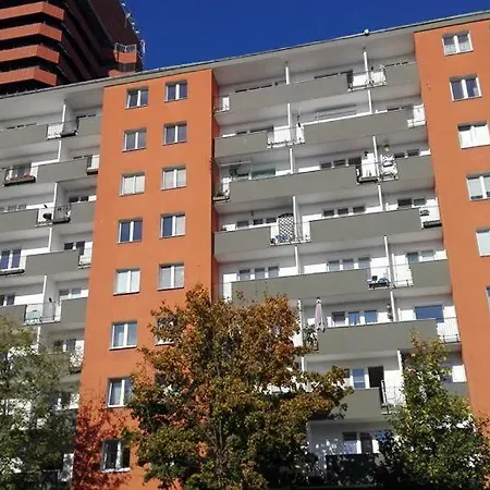 Powstancow Wielkopolskich 12 *